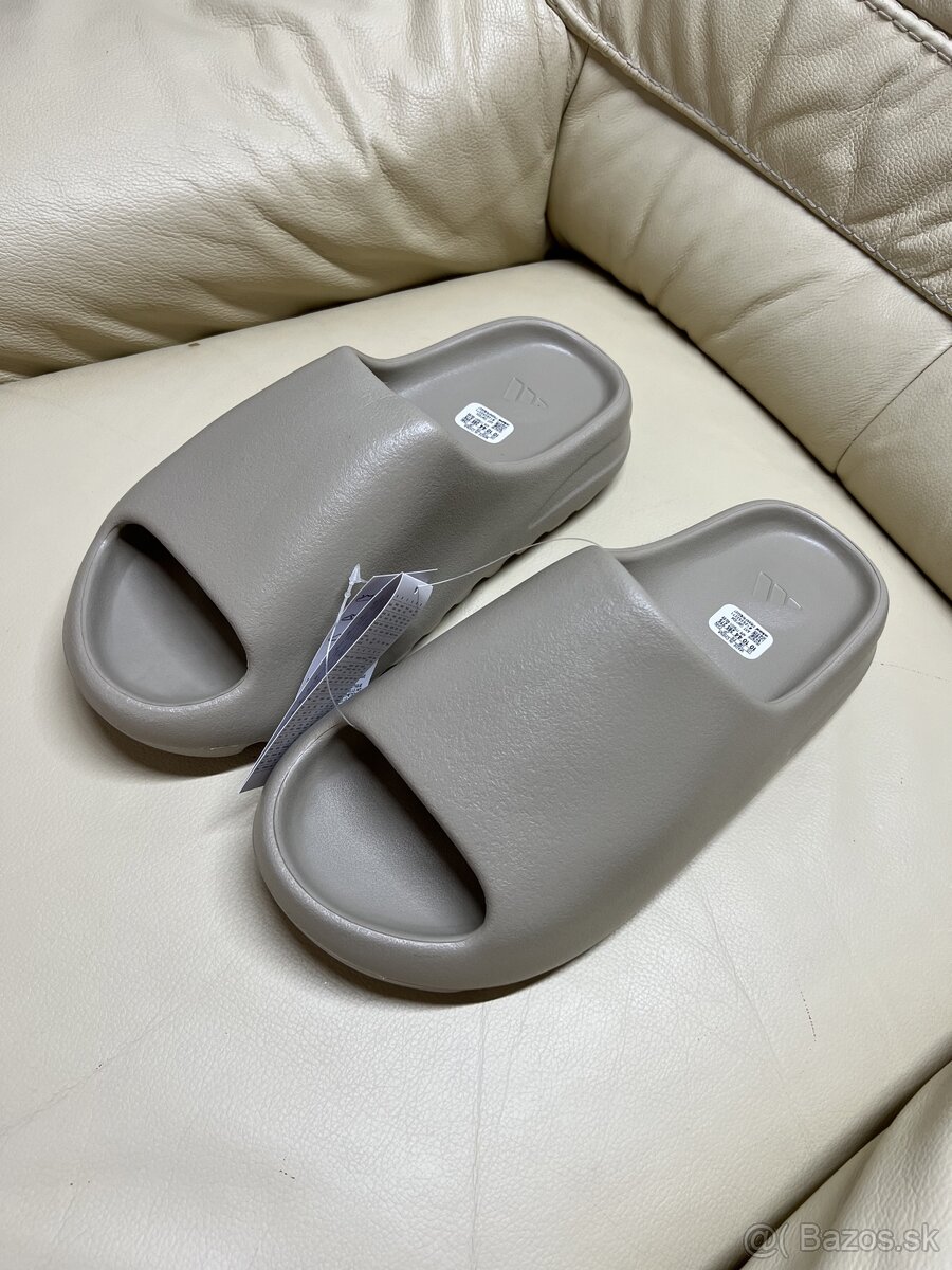 Adidas Slide