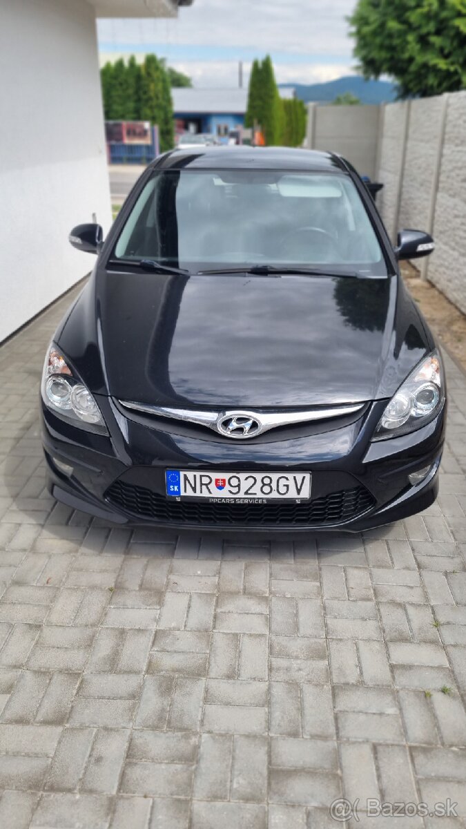 Hyundai i30 1.6l turbo Diesel 66Kw rv2012