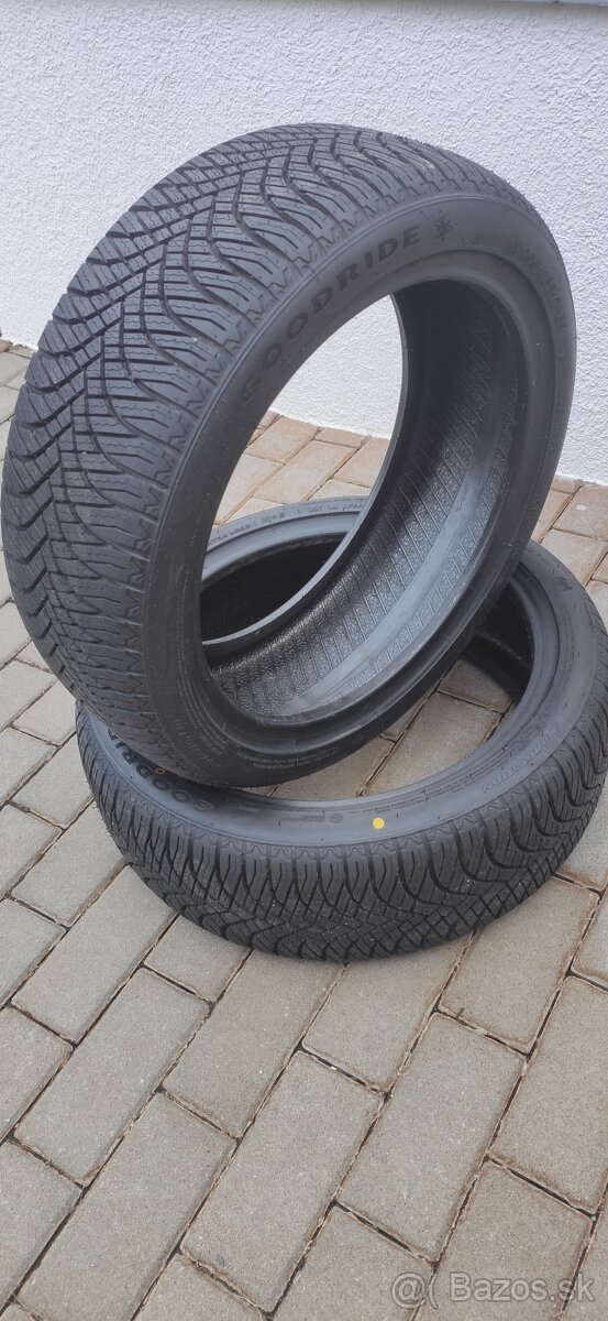 Goodride 205/45 R17