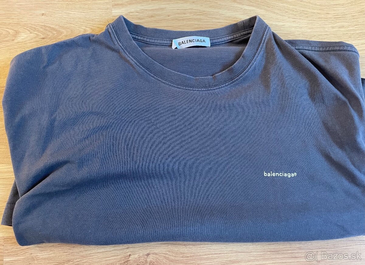 balenciaga small logo tricko