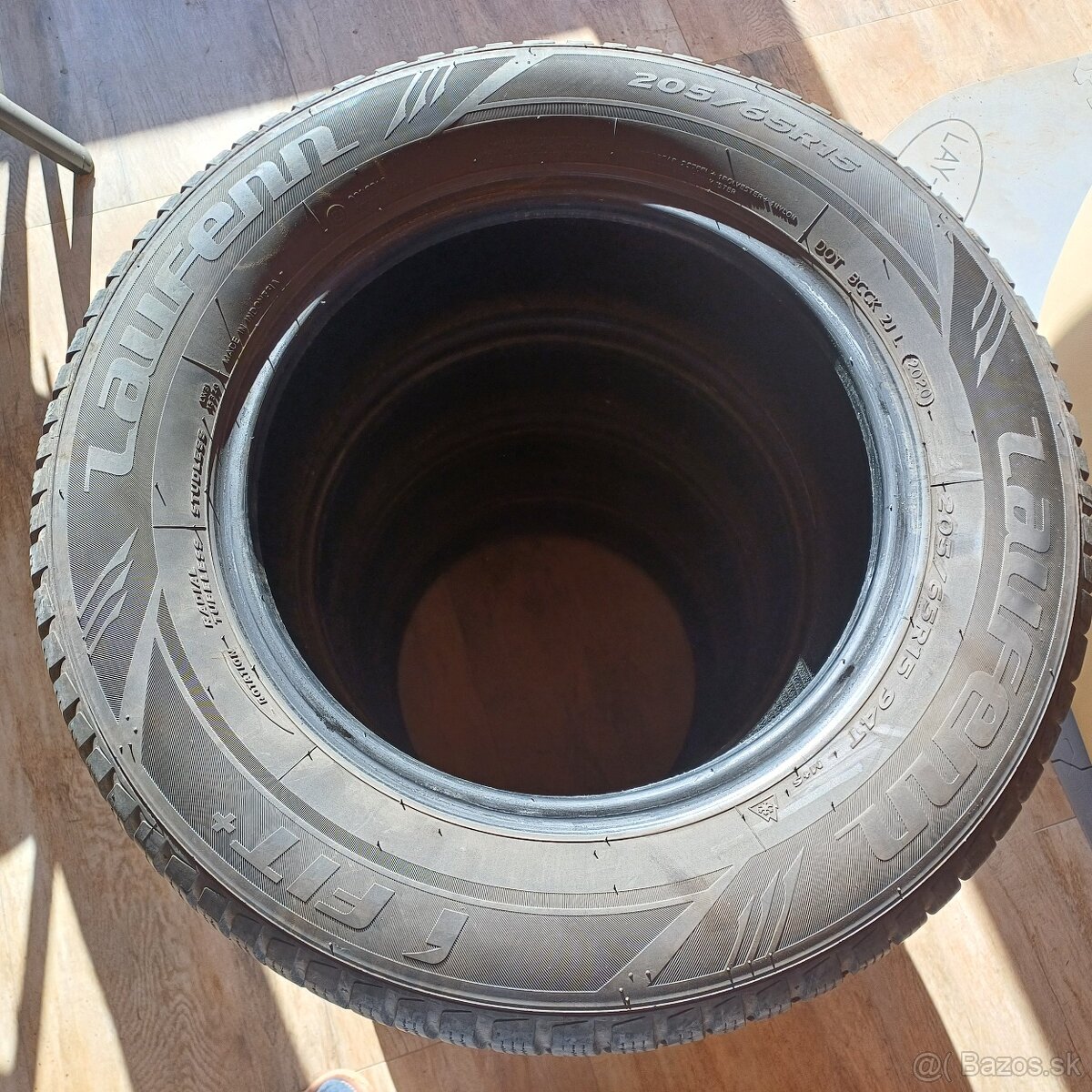 Predám pneumatiky 205/65R15