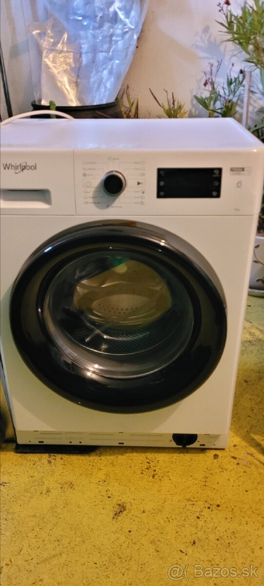 Whirlpool FWSG 61251B EE N

