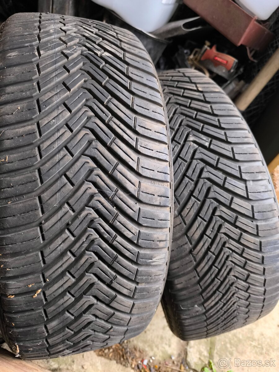 205/45 R17