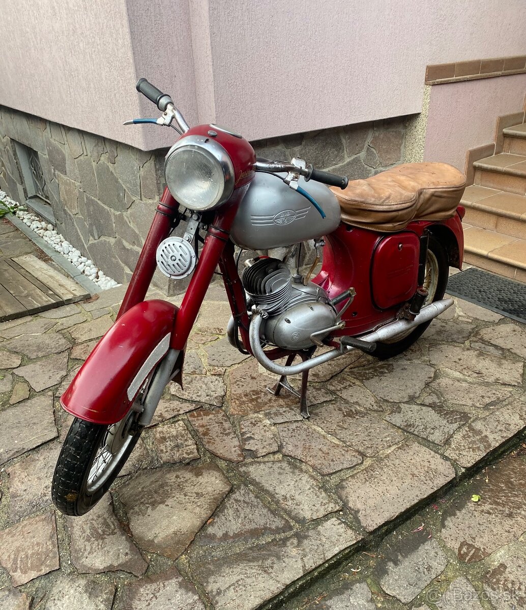 Jawa 150/352