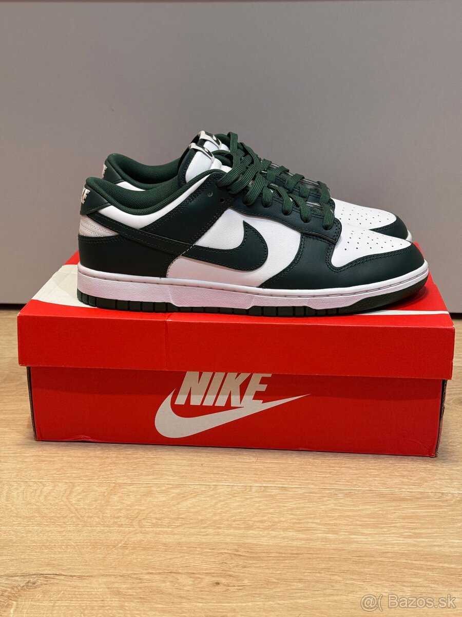 Nike Dunk low / Retro green 44