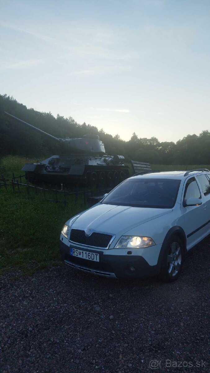 Škoda Octavia 2 Scout