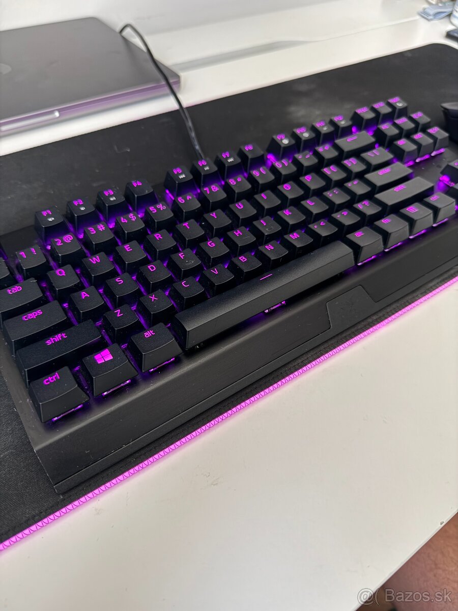 Razer BlackWidow V3 Tenkeyless (Yellow Switch)