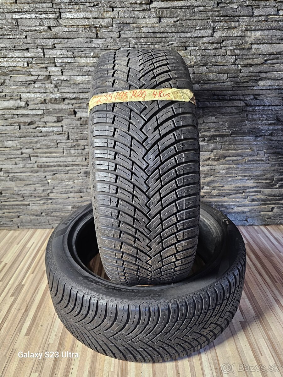 235/45/R20-2021 Pirelli SCORPION Áll Season