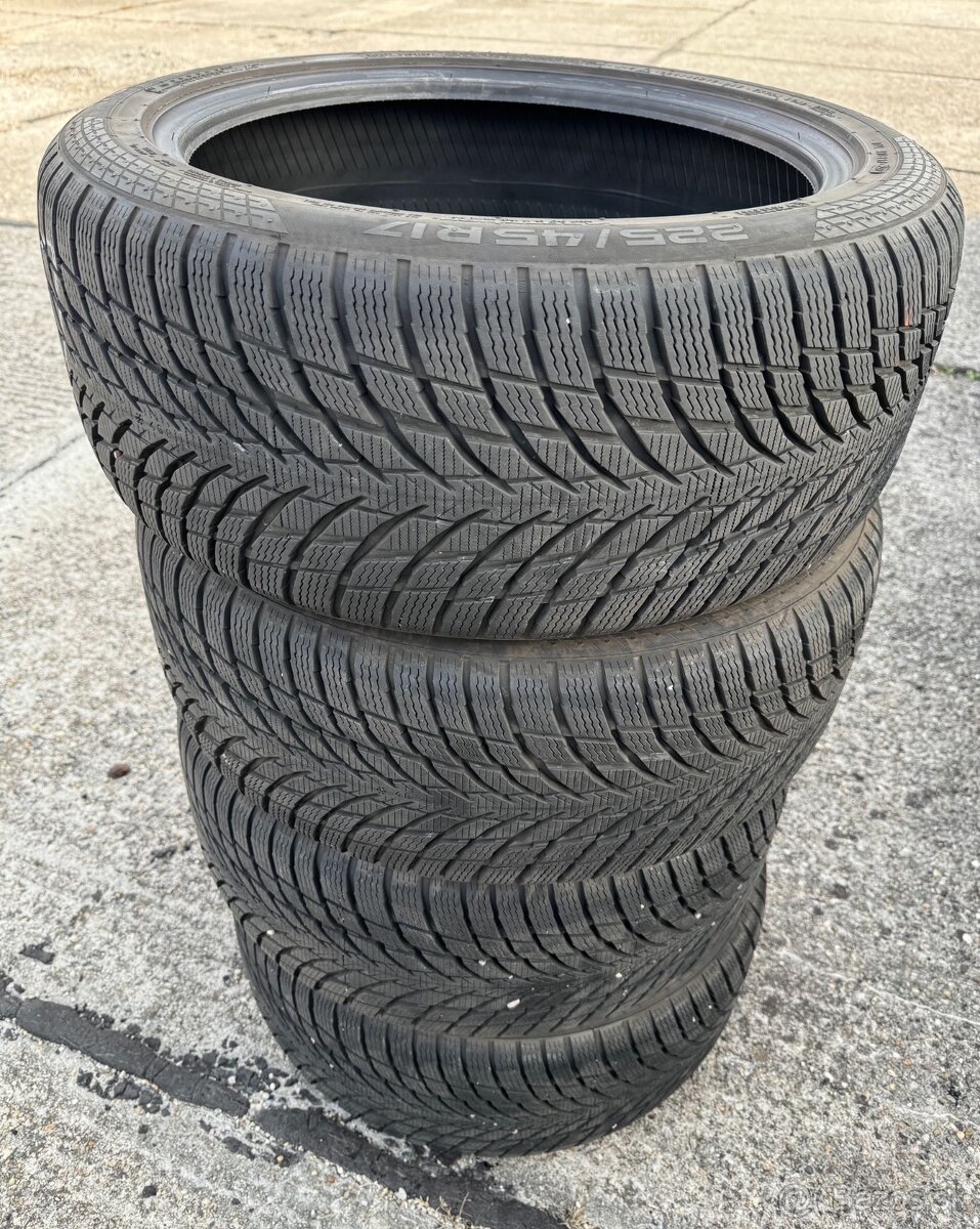 Zimné pneumatiky 225/45 R17 Nokian Tyres