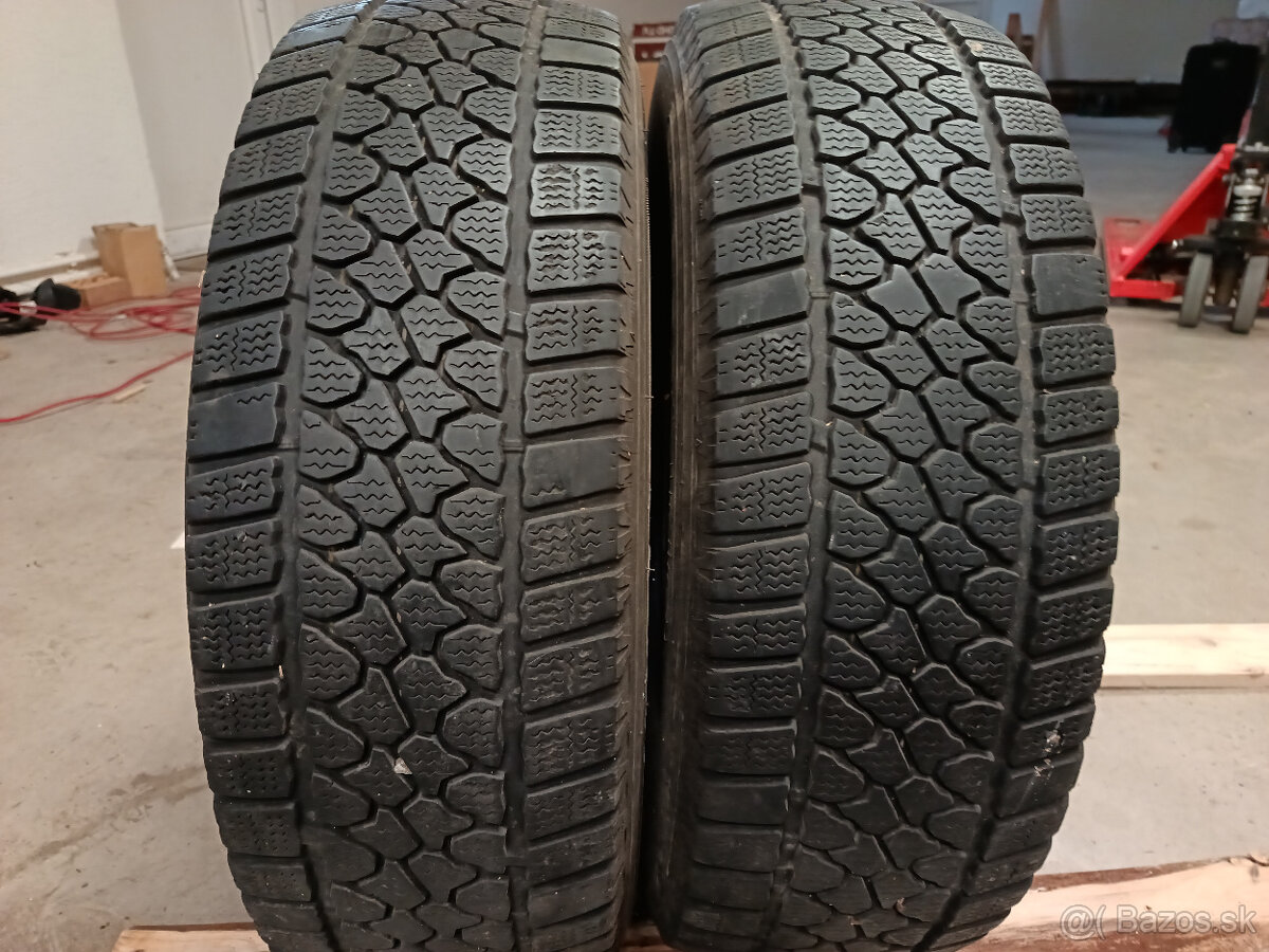 Pneumatiky na dodávku 215/70 R15 C