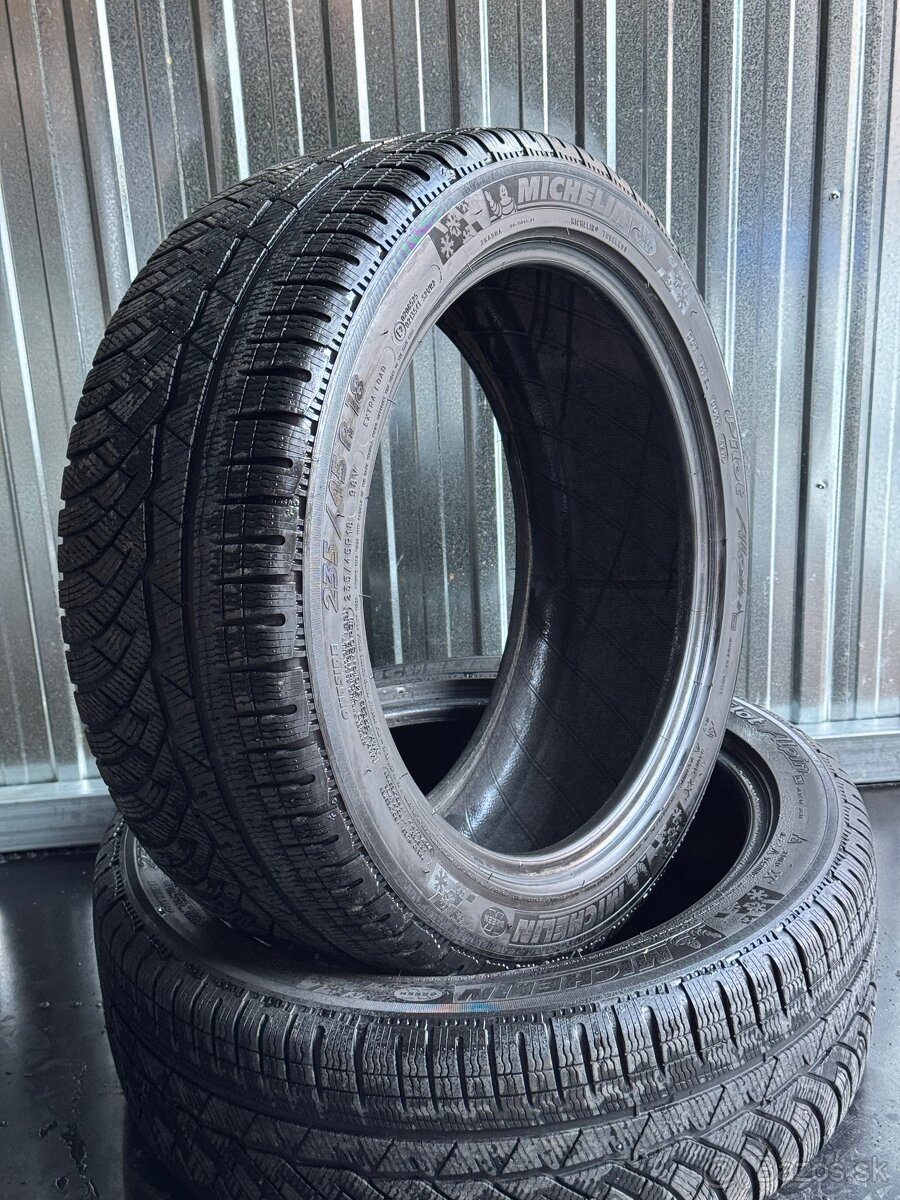 Zimné pneumatiky Michelin Pilot Alpin 235/45 R18 Pa4