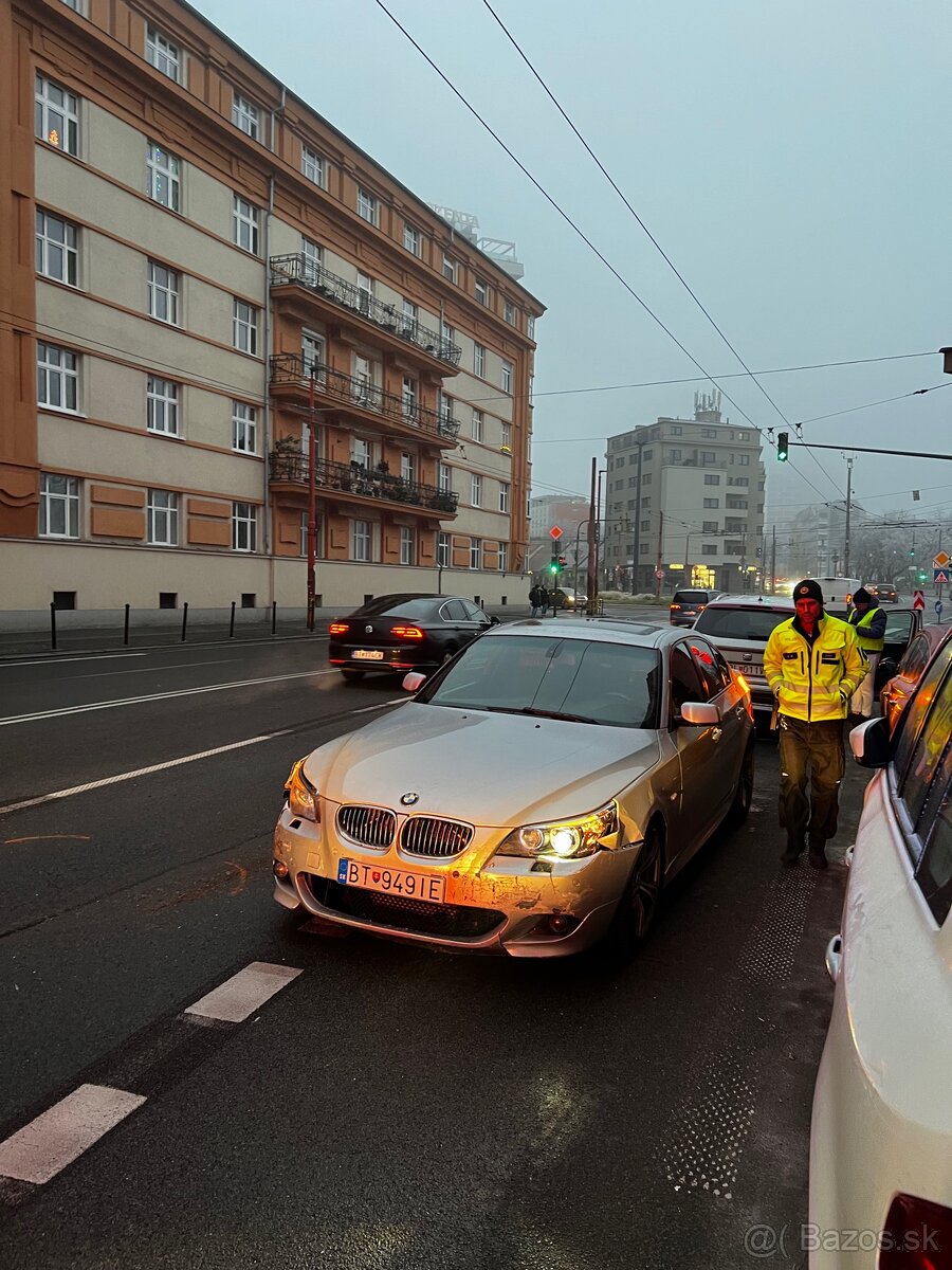 Nárazník e60 po nehode