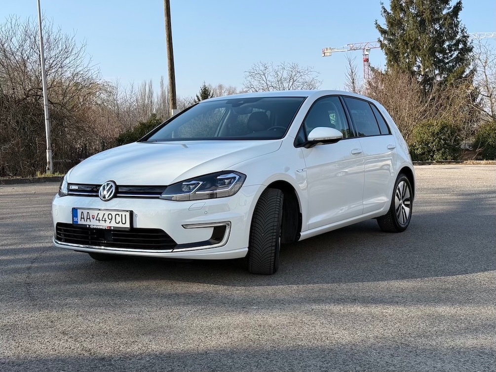 E Golf 100 kW, 36 kW/h, teplné čerpadlo