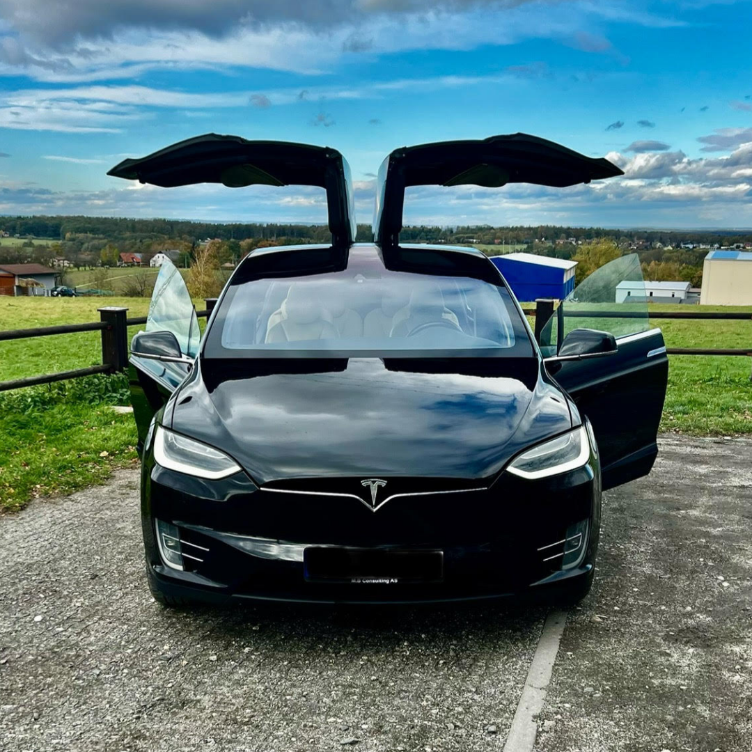 Tesla model X 90D nabíjení po celém světe zdarma Full vybava