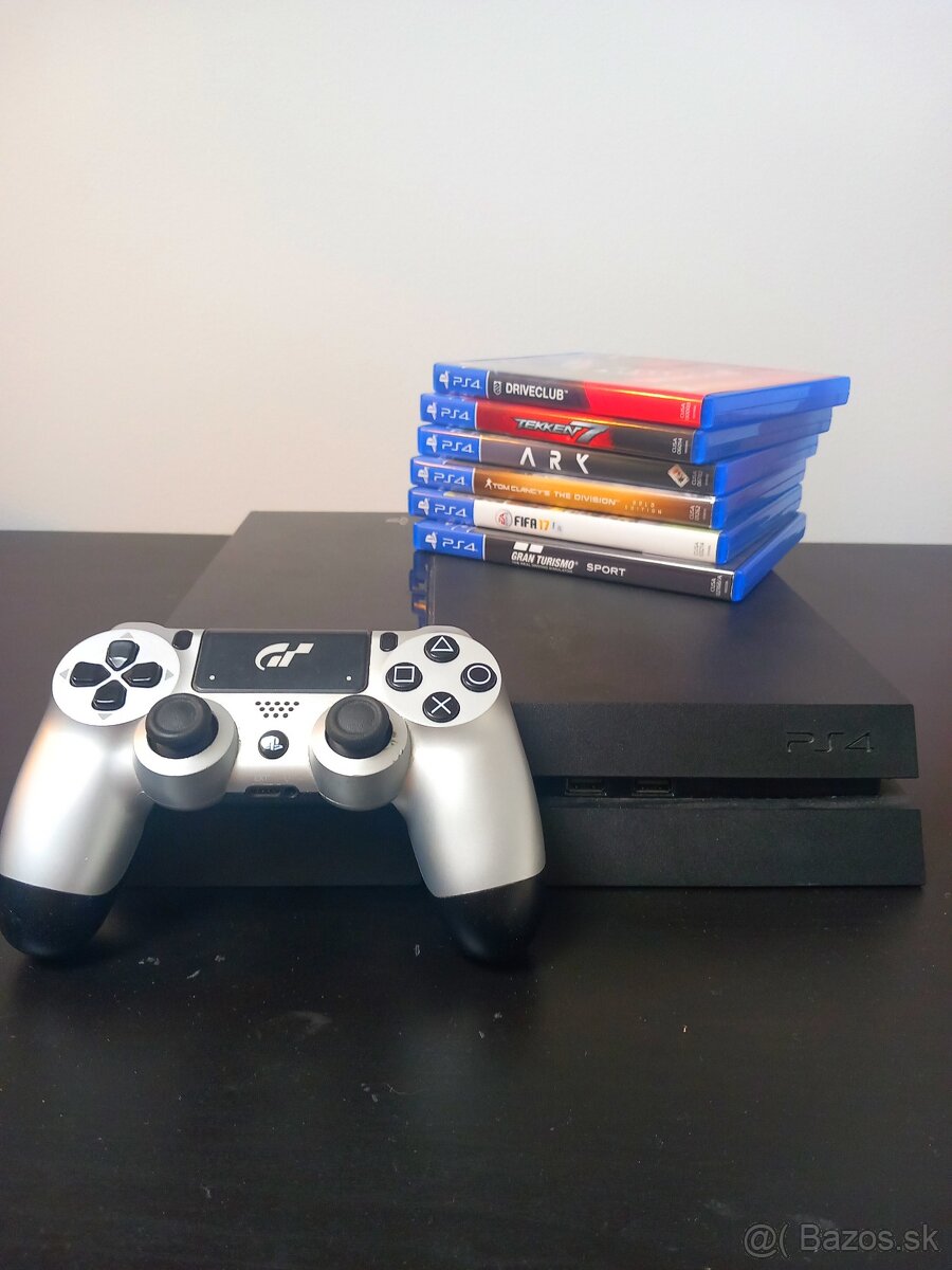 Predám ps4 so 6 hrami a 1 ovládačom