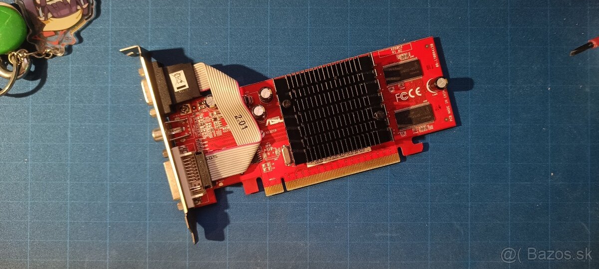 AMD ATI Radeon X300 SE (Asus)