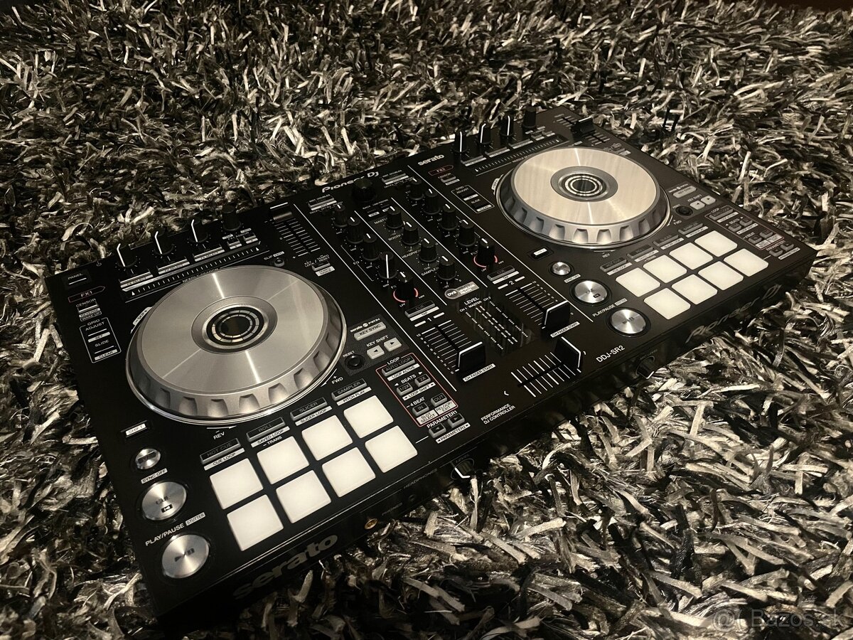 Pioneer DDJ SR2