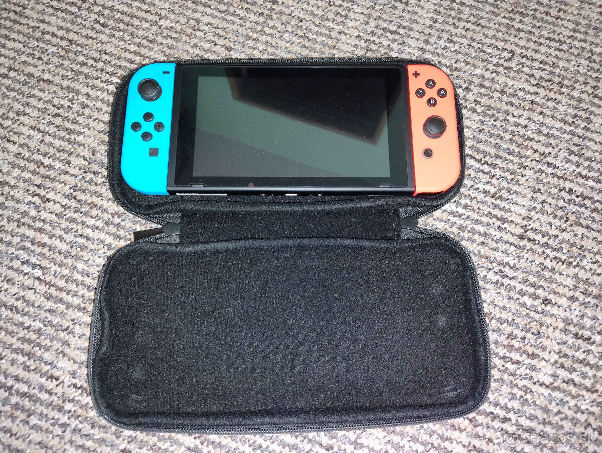 Nintendo Switch + obal