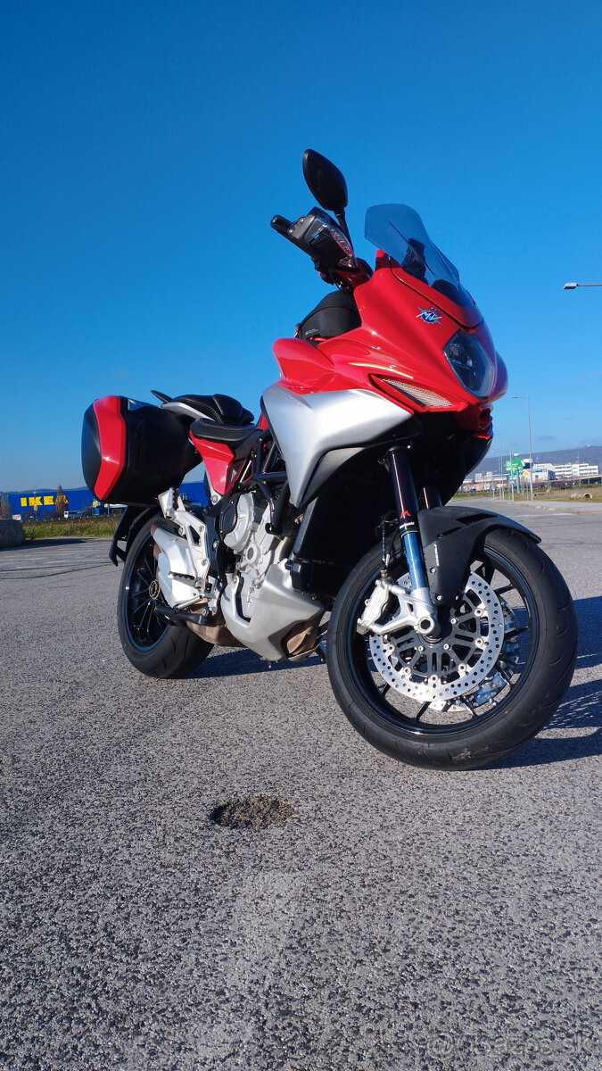 MV Agusta Turismo Veloce 800