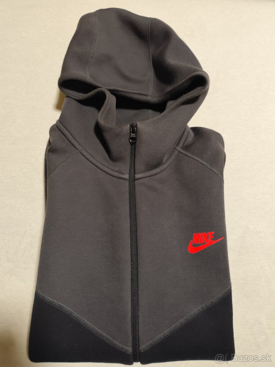 Nike Tech Fleece