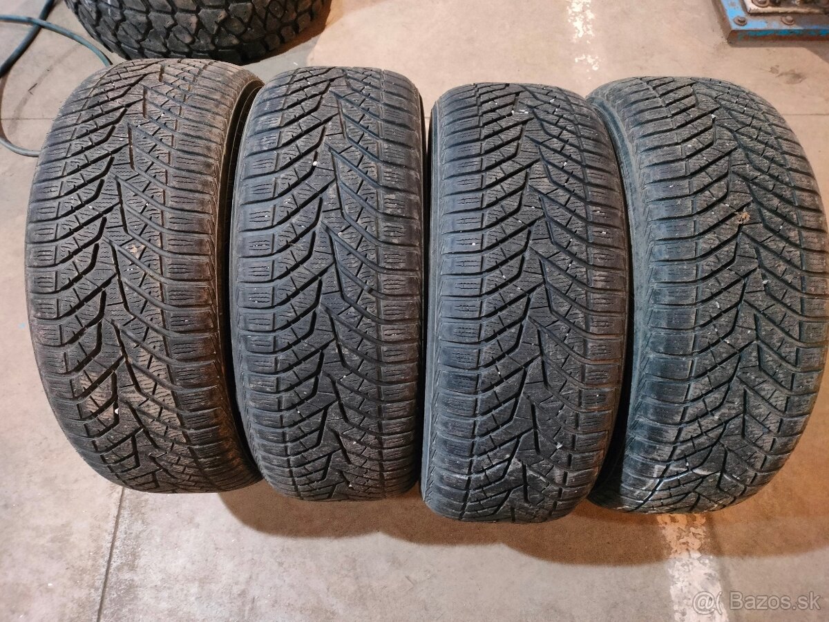 Predám sadu zimných pneu Yokohama 235/55 r18