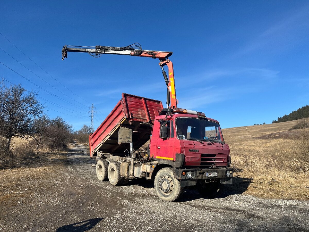 TATRA 815 s hydraulickou rukou