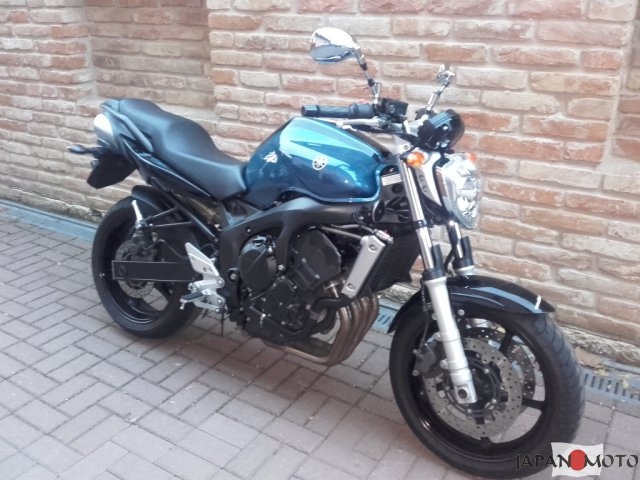 Motocykel Yamaha FZ-6N