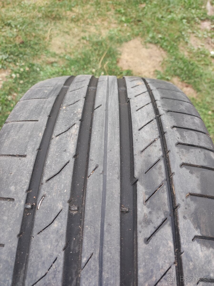 4ks letne 235/45 R20. 80€