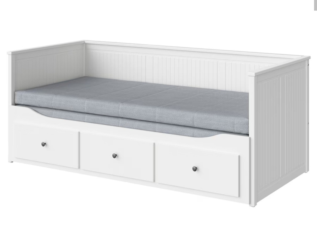 Posteľ Hemnes