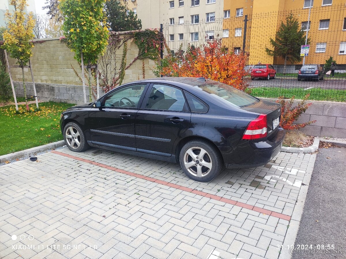 volvo s40 kompletne na diely