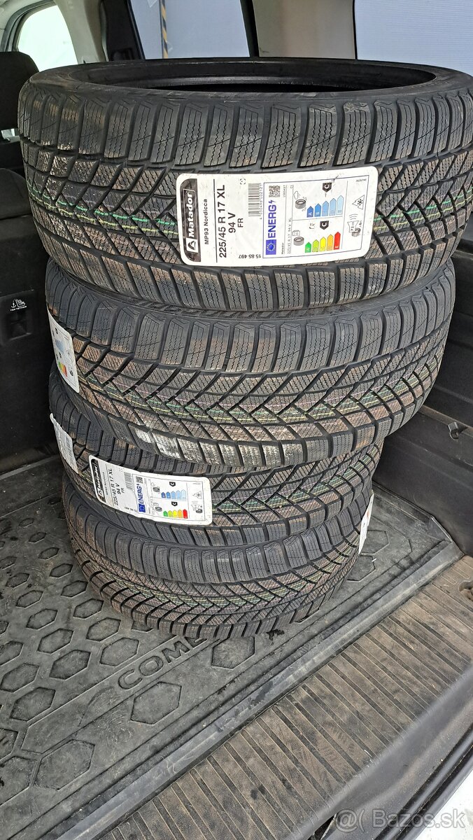 Matador 225/45 R17 XL 94 V MP 93 Nordicca