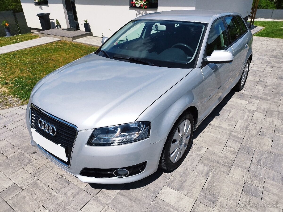 Audi A3 Sportback 1.6 TDI DPF Attraction, r.v.: 2011