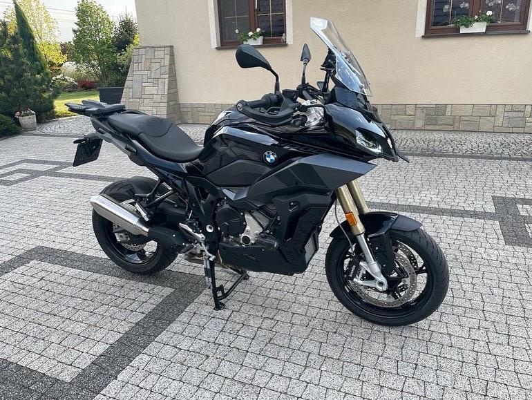 BMW S1000XR