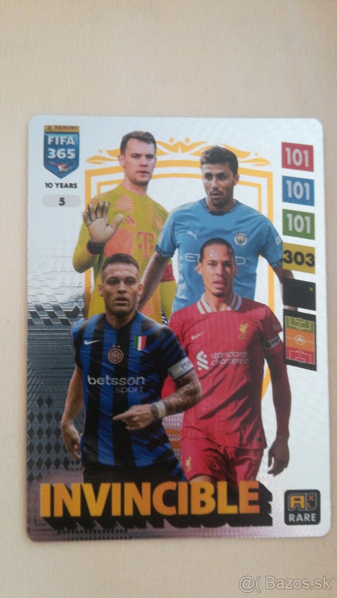 Panini fifa 365 kartička INVINCIBLE