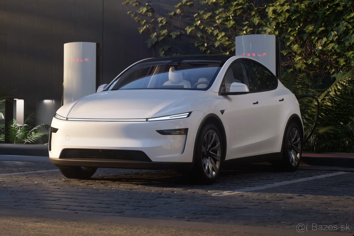 Tesla Model Y RWD MY2025