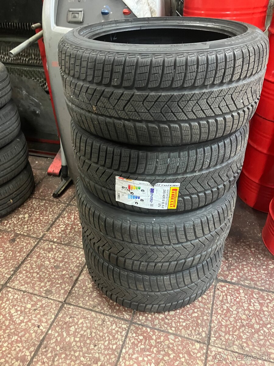 245/40 R18 run flat