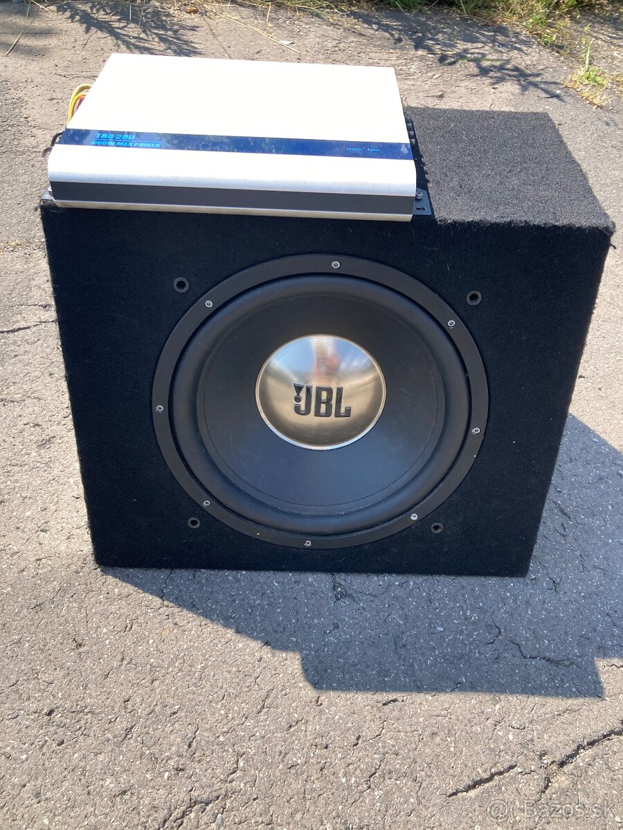 Predam Subwoofer, zosik a autoradio