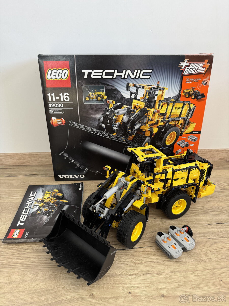 Lego Technic 42030 Volvo L350F Wheel Loader