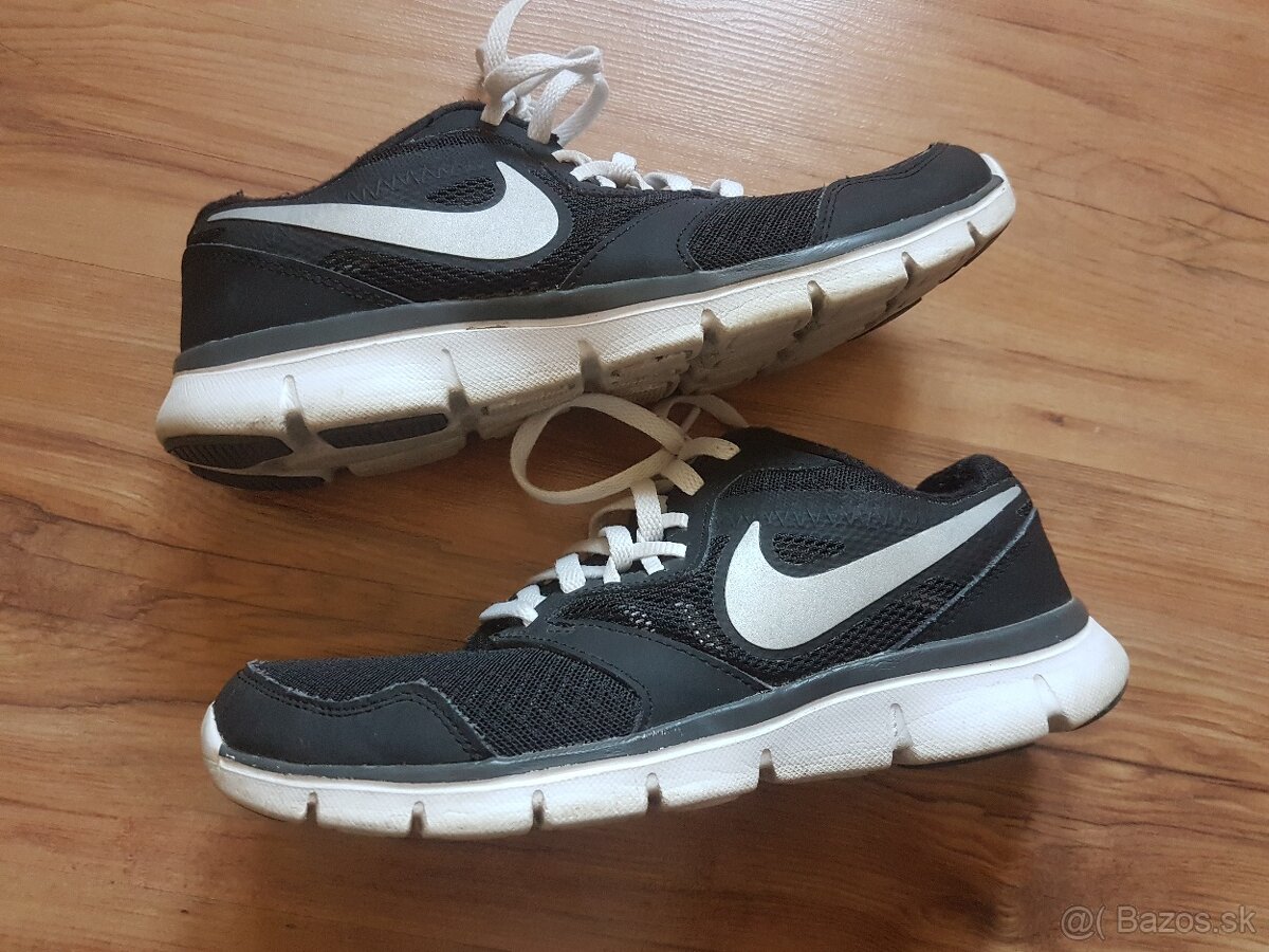 tenisky/topánky zn.Nike č.38