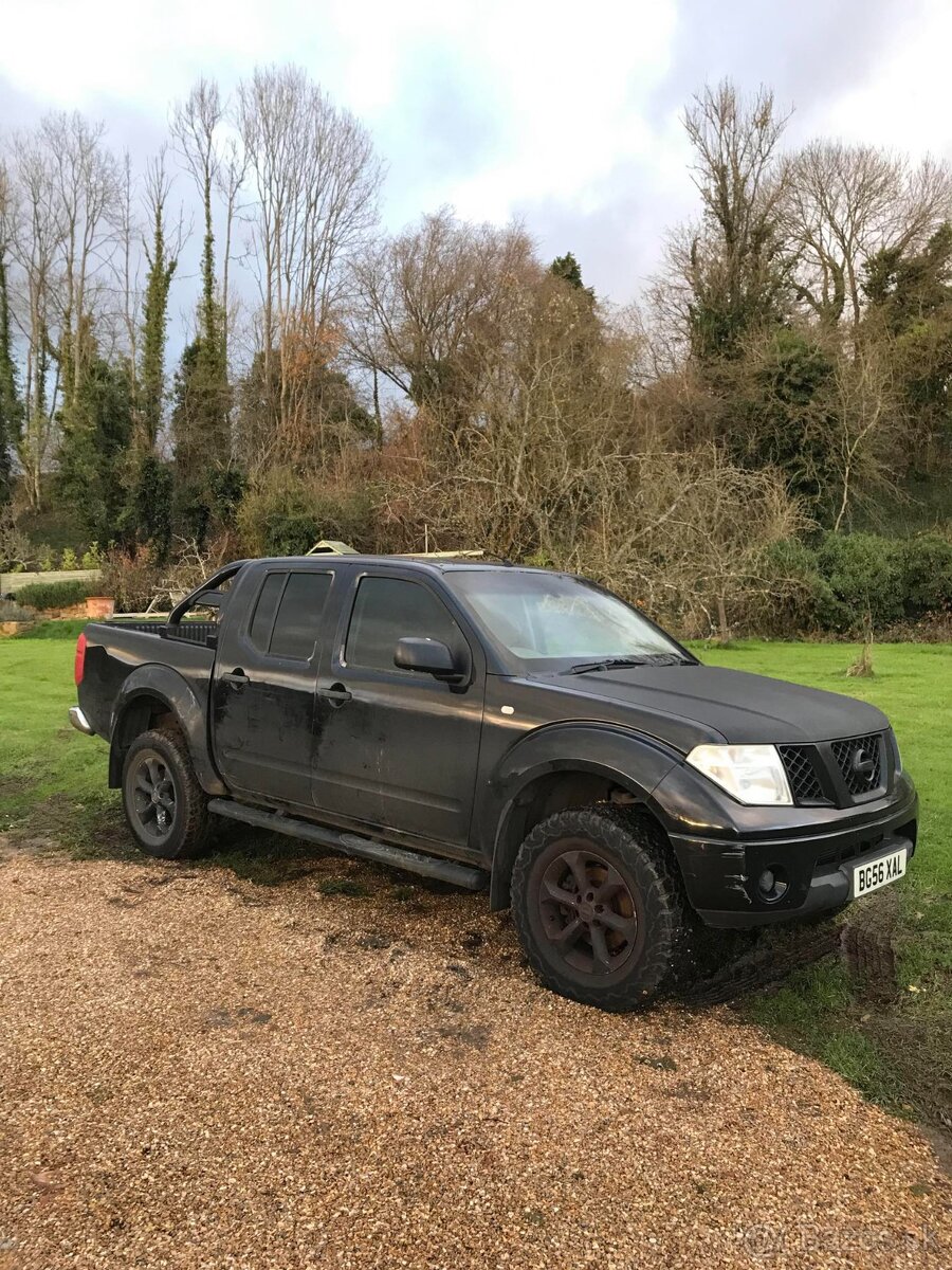 Nissan Navara 2.5D D40