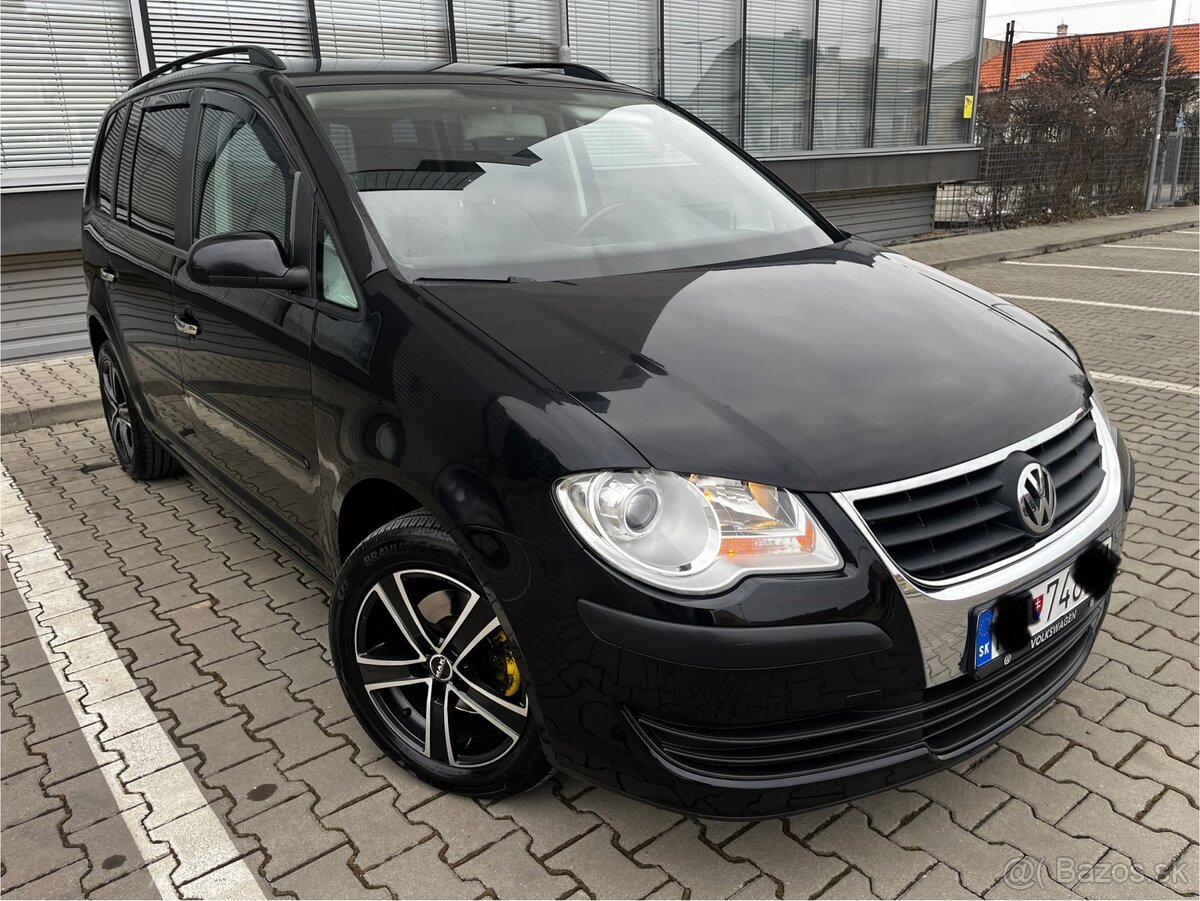 Volkswagen Touran Van 1.9 TDI KOD-BXE-BEZ-DPF