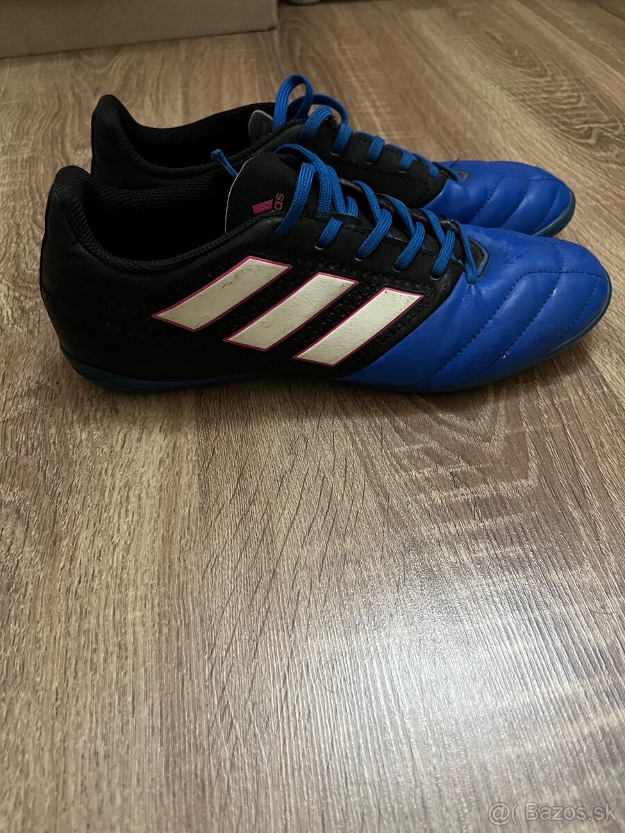 Adidas predator halovky