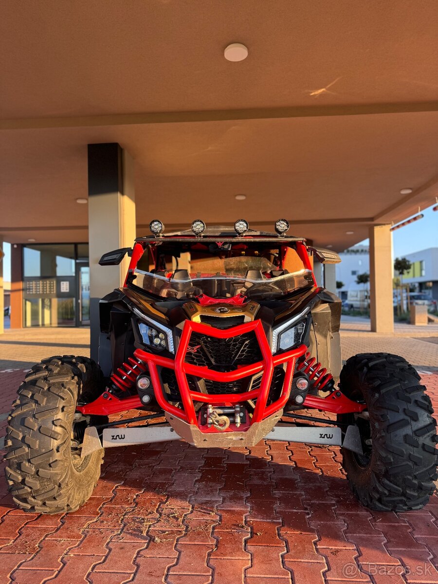 Can am Maverick x3 turbo r