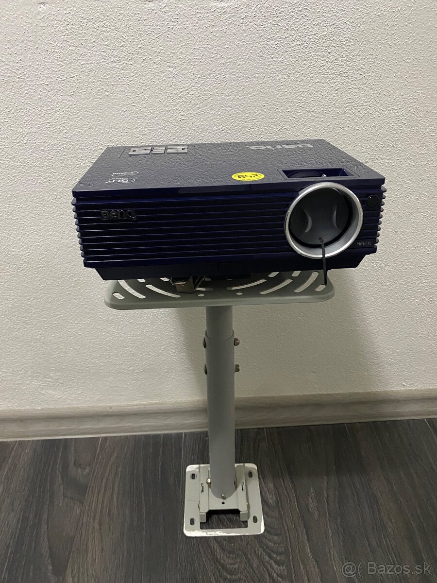 Predam projektor Benq MP611c