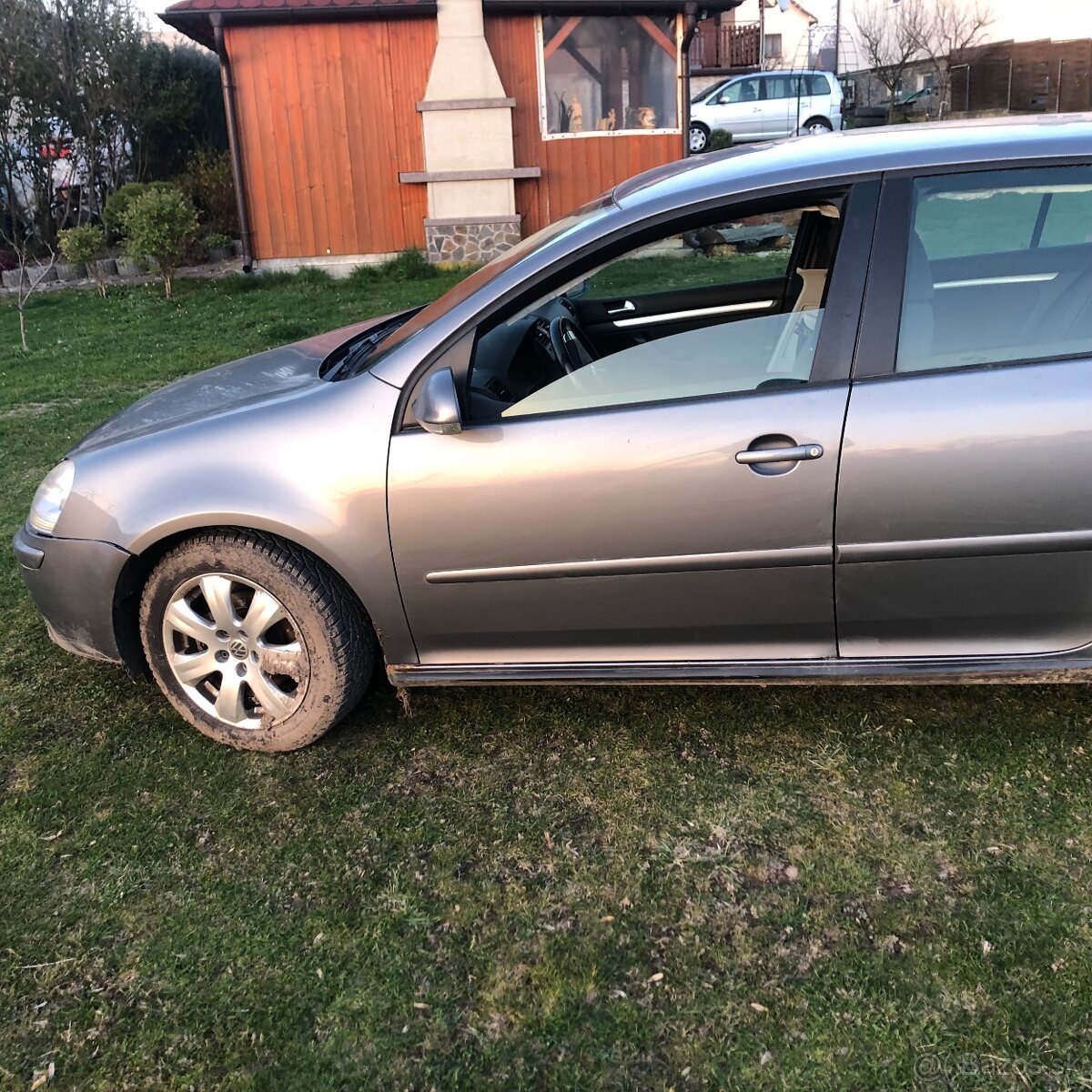 Predám diely z vw Golf 5 1,4benzin 59kw