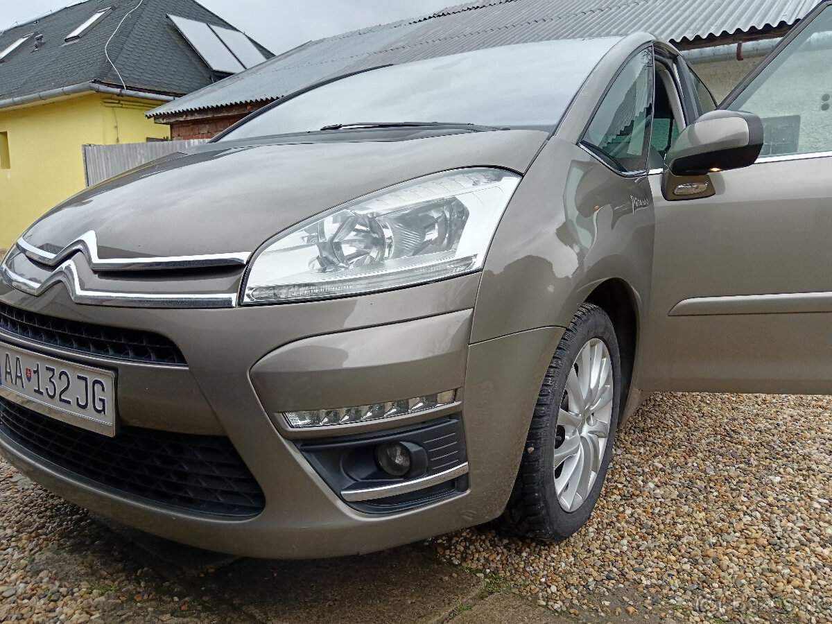 Citroen C4 Picasso 1.6 HDi, top stav, 5,4l spotreba, SVK