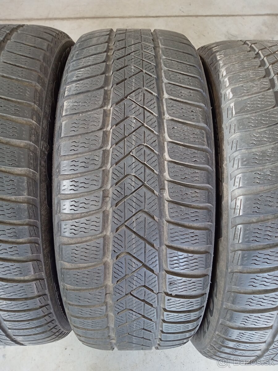 Predam 4ks zimne 225/55 R17 97H PIRELLI WINTER SOTTOZERO 3