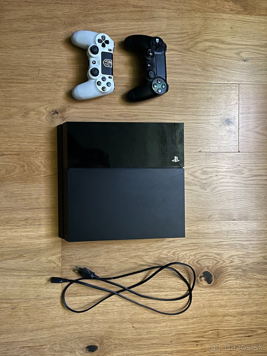 Playstation 4, 2x dualshock 4, hry