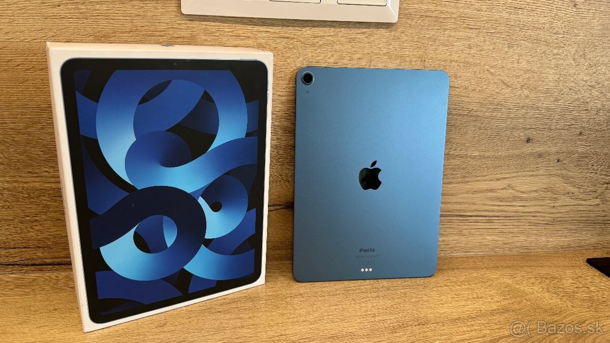 APPLE IPAD AIR 5  256 GB WI-FI MODRÝ