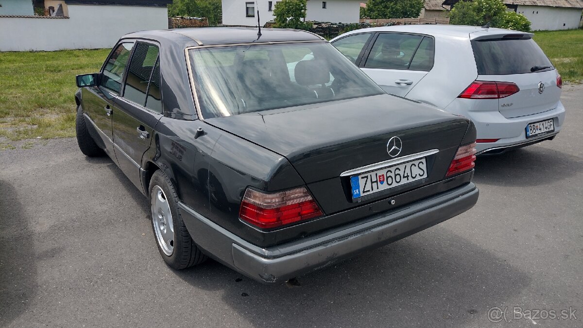 Mercedes E250 W124